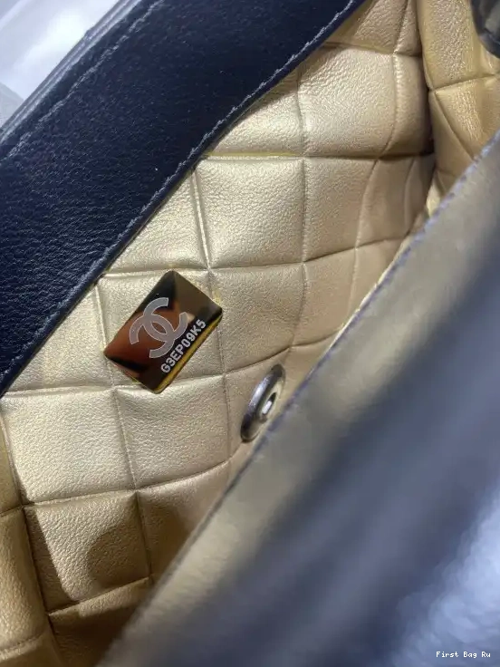 First Bag Ru FLAP BAG MINI CHANEL 0605